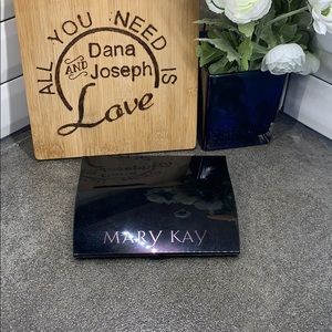 Mary Kay compact pro